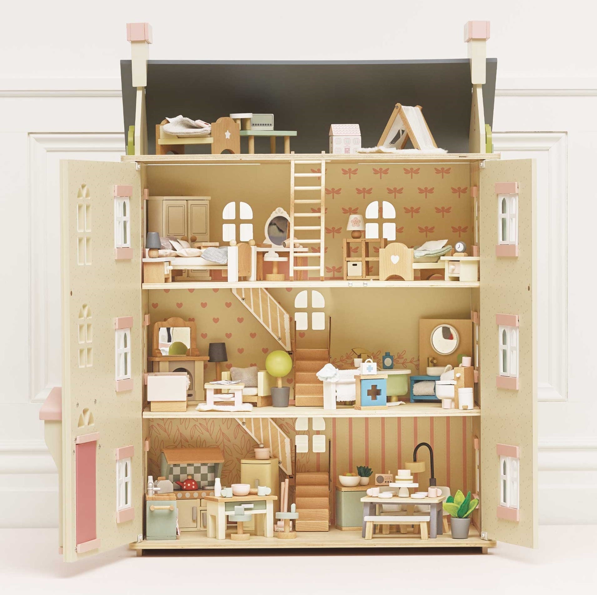Cherry Tree Hall Ultimate 15 Piece Doll House Bundle