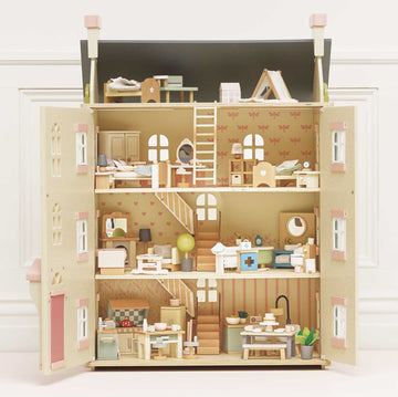 Cherry Tree Hall Ultimate 15 Piece Doll House Bundle